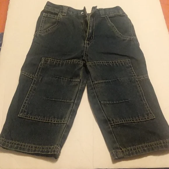 28 Faded Glory boys blue jeans. elastic back waist. Front & back pockets 2T. - Picture 1 of 4